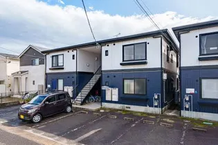 ピエスY N Bの画像