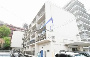 LUCA【1階】の外観