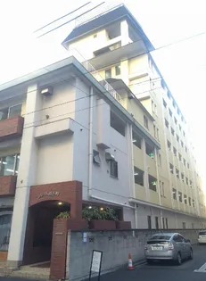 リレント山下町【3階】の外観