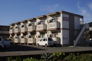 ヴァン・ローゼ【2階】の外観