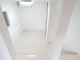 Asterism【1階】の内装