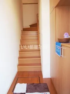 ウィンズ D棟の玄関