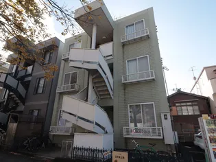 ブラウ・シュビーゲル【3階】の外観