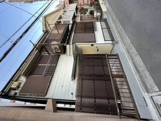 ヒルズB【2階】の外観