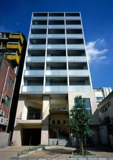 東京都港区西麻布4【マンション】の外観