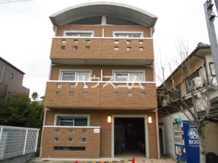 コモド嵯峨【2階】の外観