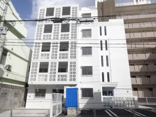 セト・コローレ泉崎【2階】の間取り