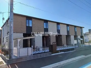 ロイヤル・鈴 H【2階】の外観