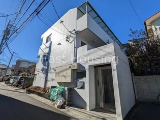 東京都中野区上高田4【マンション】の外観