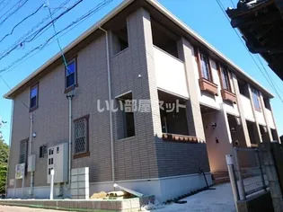 パティオ ソレアードIIIの画像