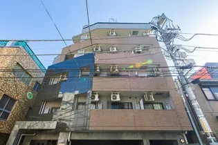 東京都渋谷区神宮前3【マンション】の外観