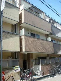 メゾン・ド・プティ【2階】の外観