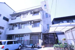 吉島ポンドハイツ【3階】の外観