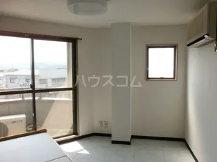 まちだ・どぅ12番館【2階】の居間