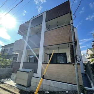 神奈川県横浜市神奈川区六角橋1【アパート】の外観