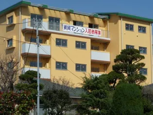 ベルウッドヤマトヤ【1階】の外観