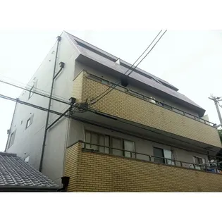 ルミエール中宮【3階】の外観