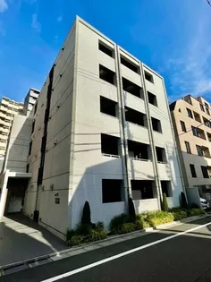 ラクラス四谷三丁目【4階】の外観