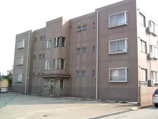 大町おおいマンション【1階】の外観
