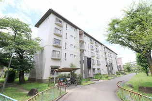 UR戸頭【4階】の外観