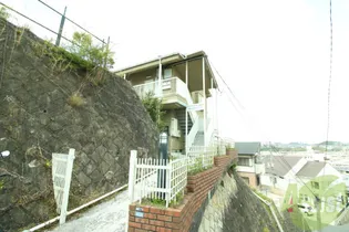 カレッジハイツI【2階】の外観