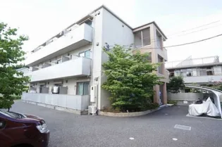 グラシュー トロワ【1階】の外観