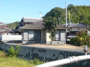 岡山県浅口市鴨方町小坂東【一戸建】の外観