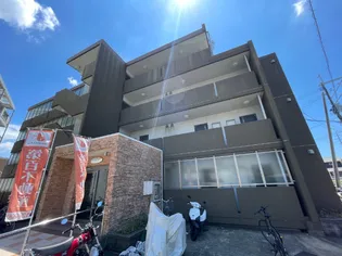 ファイン日野【3階】の外観