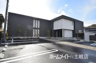 Mスクエア コート【1階】の外観