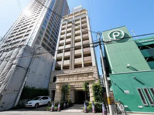 プレサンス本町リアルシティ【2階】の外観