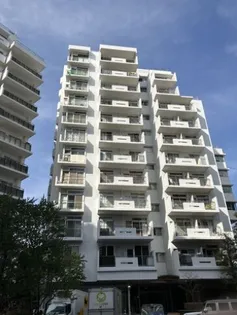 マンション雅叙苑2号館【5階】の外観