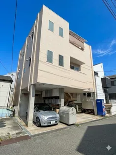NESTの外観