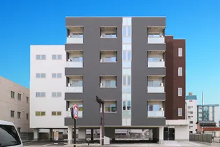 ラ・ペジブル野々市【4階】の外観