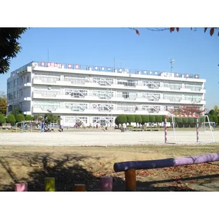 グロワール・I【1階】の周辺