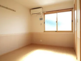 クレセント北峰 A棟【2階】の内装