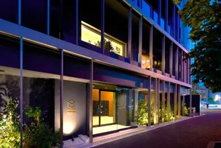 東京都新宿区新宿1【マンション】の外観