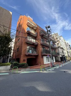 東京都港区赤坂6【マンション】の外観