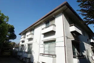 ガーデンハウスB棟【2階】の外観