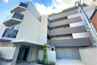 東京都新宿区新宿7【マンション】の外観