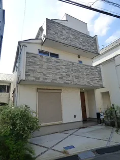 東京都世田谷区鎌田1【一戸建】の外観