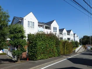 シダークレストあざみ野B棟【2階】の外観