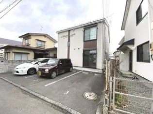 ラパン【1階】の外観