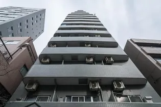 東京都文京区千駄木4【マンション】の外観