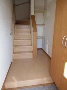 メゾンとも【2階】の玄関