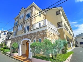 Charlotte【1階】の外観