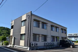 ヒルズウィーハイD棟【1階】の外観