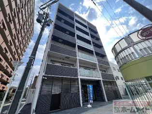 カウニスルーチェの画像