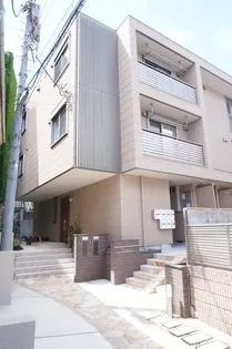 オリエンス【2階】の外観