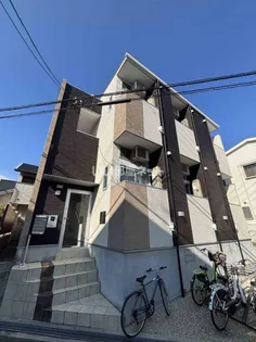 ドネボヌール【2階】の外観