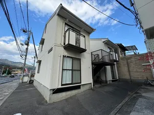 ヴィラ天神【2階】の外観